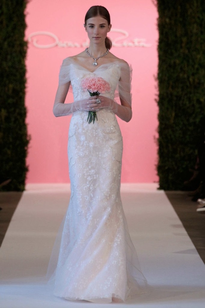 Свадебное платье с розовым низом