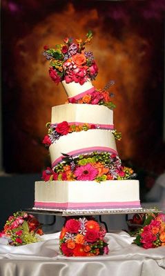 Свадебные торты на подставке